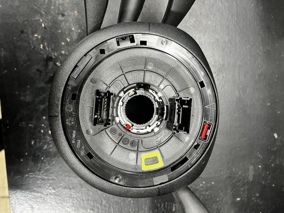 АМГ волан mercedes е,ц,цлс,гле и др. Конзола с лосчета лентов кабел