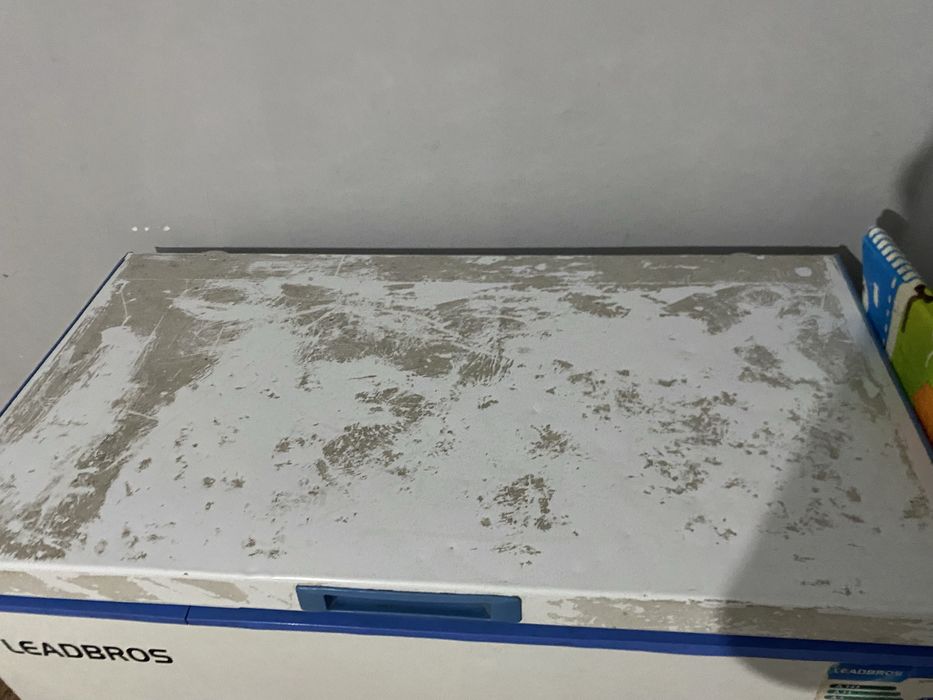 Продам морозильник