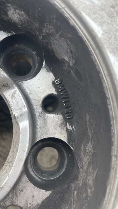 Джанти BMW 16”.