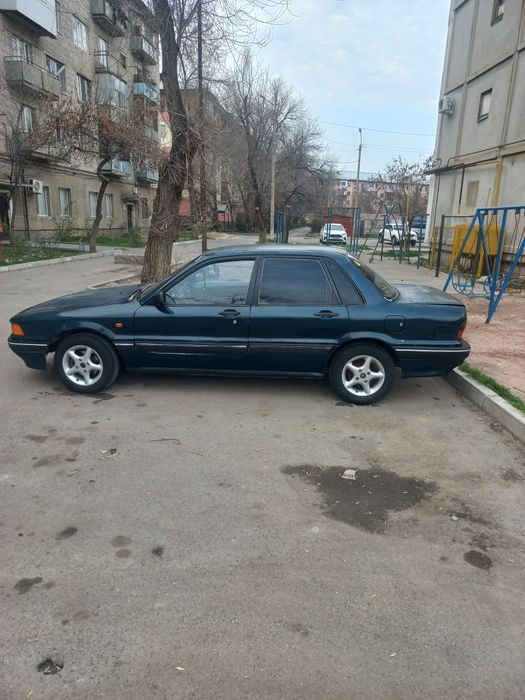 Митцубиши галант  1991 год