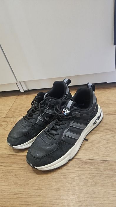 Обувь подростковая в хорошем состоянии