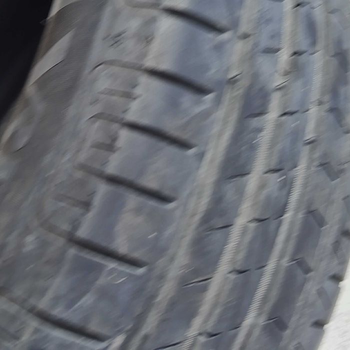 Летни гуми.В много добро състояние.