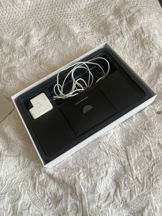 Macbook air 11 2014года