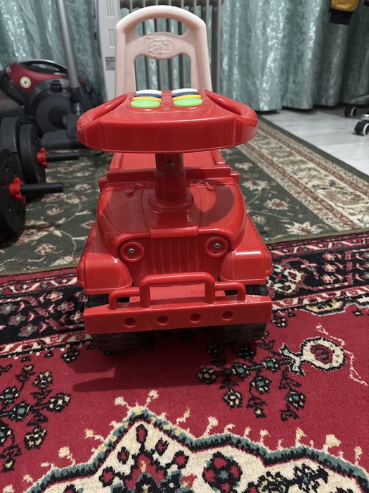 Детская машинка .