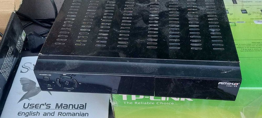 Parabolica SHARP cu Receiver si Satellite finder