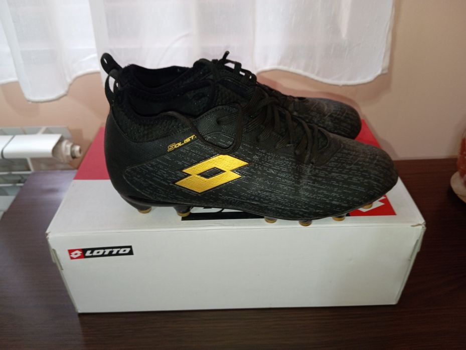 Оригинални бутонки Lotto