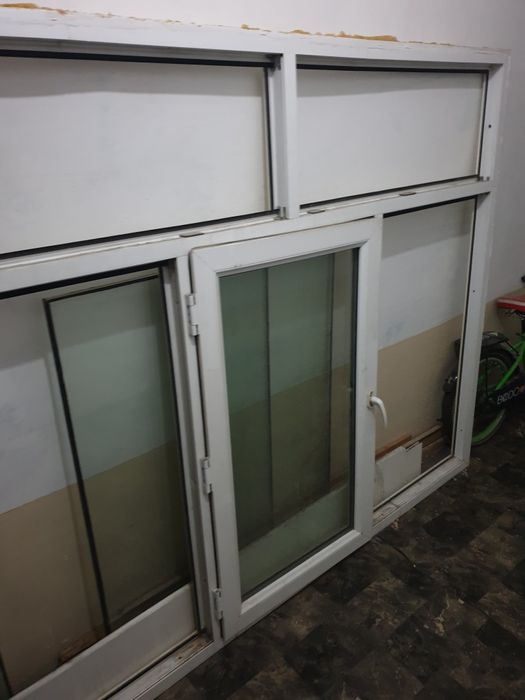 Окно в хорошем состоянии продаются с падакоником