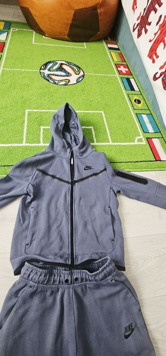 Vand trening copii Nike Tech