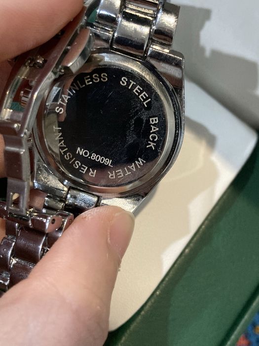 Женские наручные часы