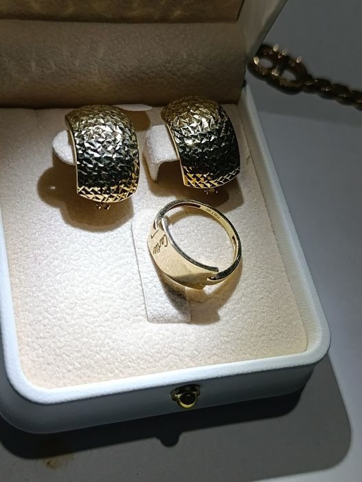 Золотые серьги, цвет жёлтый, Турецкая изделия, проба 585, вес 2,63