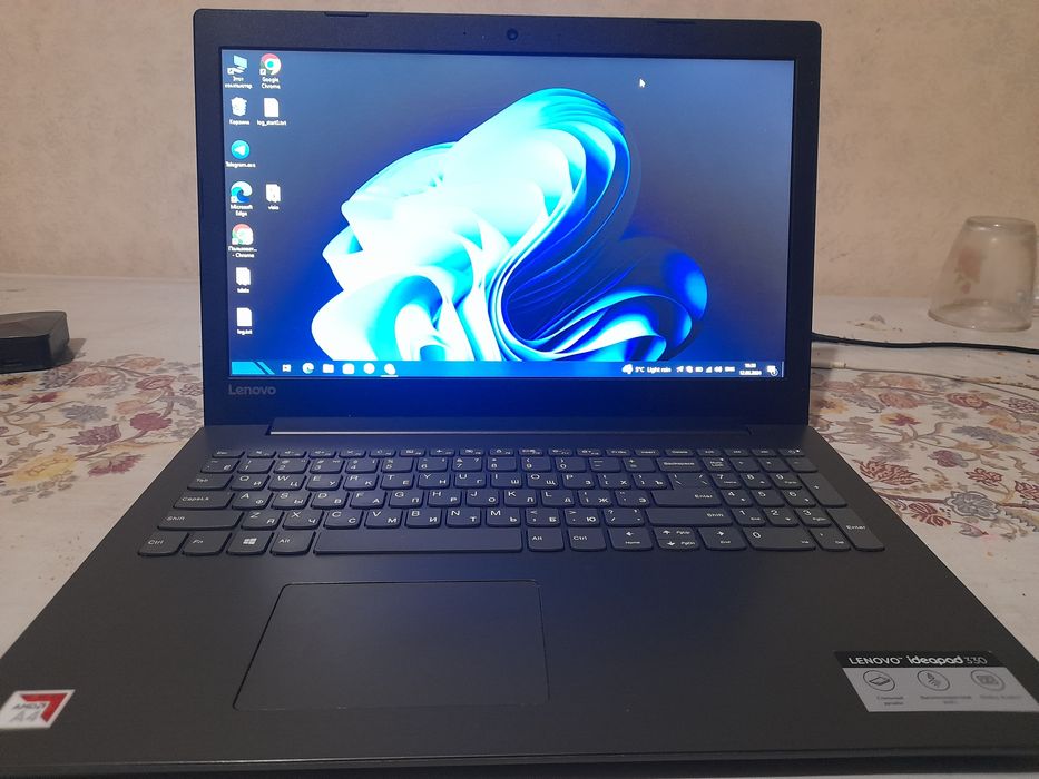 Noutbuk sotiladi lenovo