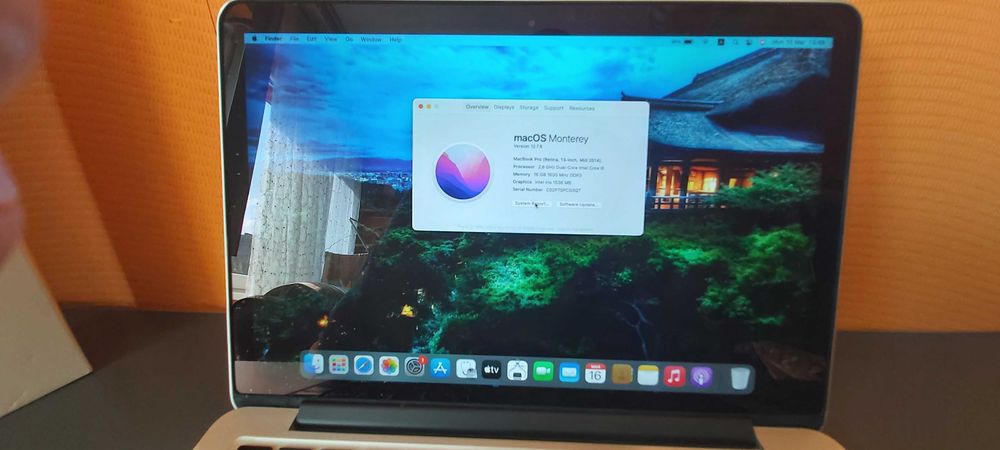 Apple Macbook Pro A1505