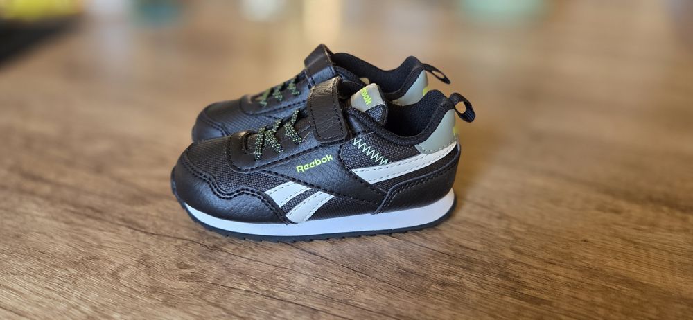 Adidași copii Reebook noi fară etichetă nr.23.5