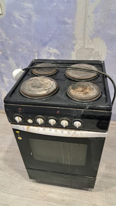 Продам электро плиту