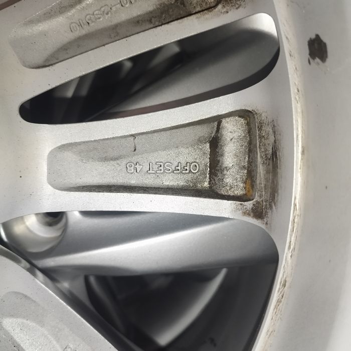 Джанти с гуми за Hyundai, 5×114.3 18 цола ET48