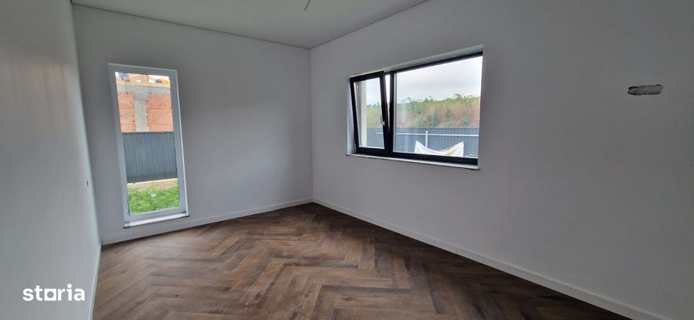 Casa 3  camere INTABULATA 70 mp.  Bucium Visan 140000 euro