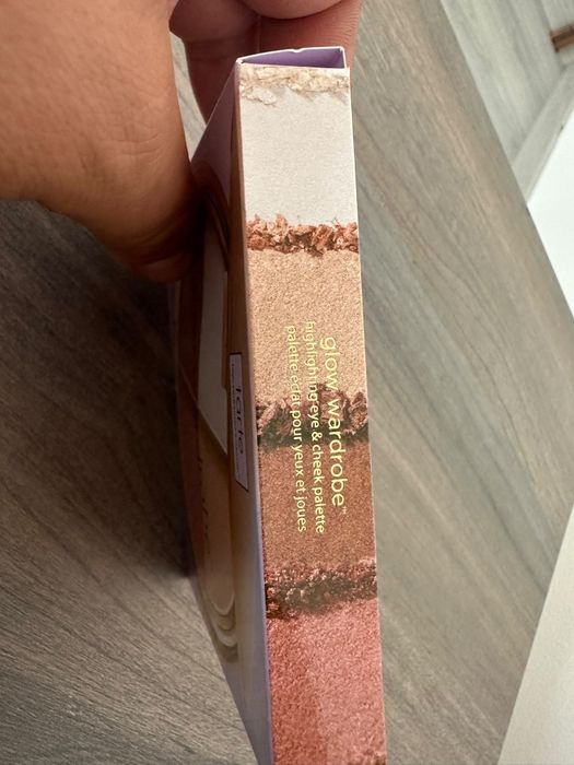 Paleta machiaj tarte