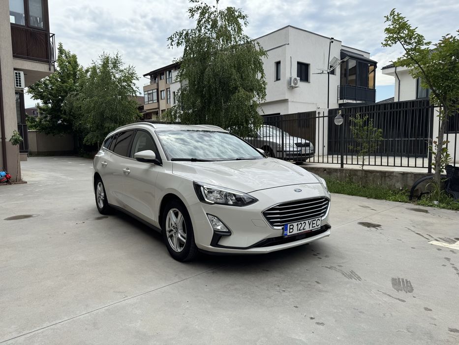 FORD Focus 2020 — imagine 3