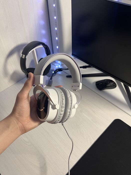 Наушники fiifne h16