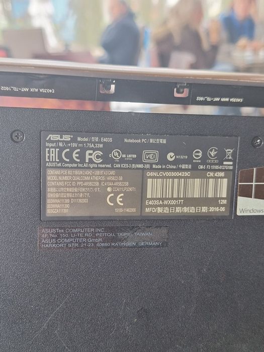 Лаптоп ASUS Асус