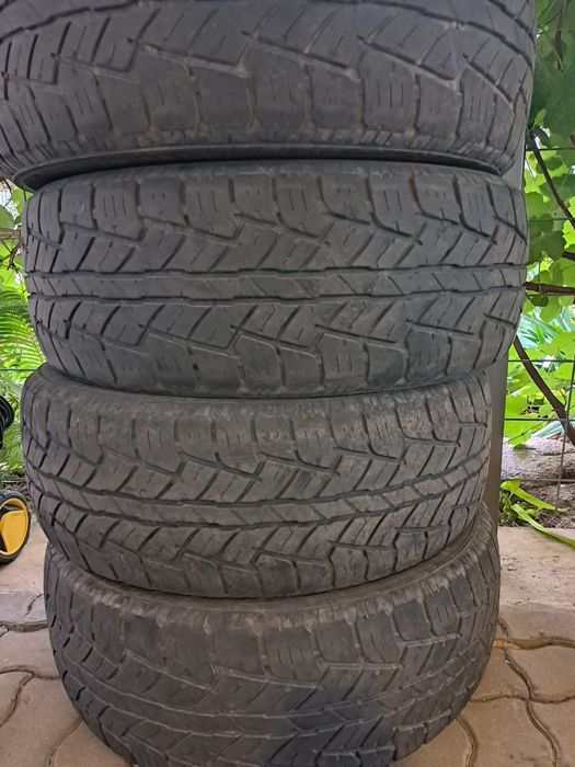 Резина на авто б/у