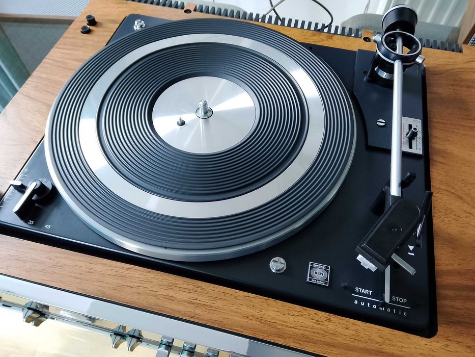 Telefunken 4040 HI-FI center cu pick-up PE 3046 , radio si amplificare 2 X 22 Wati 4 Ohmi si boxe Nordmende LB 400 complet revizuit