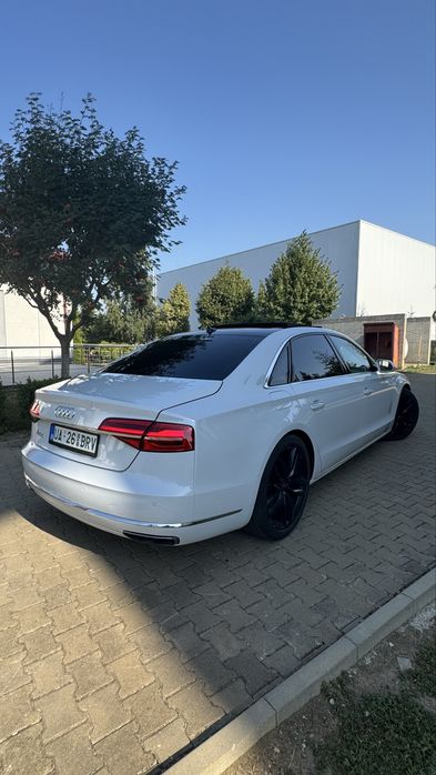 Audi A8 Long 2016
