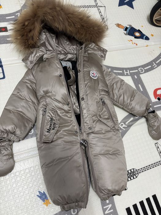 Продам детский комбенизон.