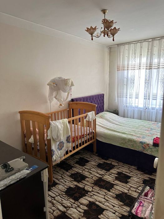 Срочно Продаётся 4х комнатная 5 этаж 75м2 Цена 52500у.е торг Согдиана.