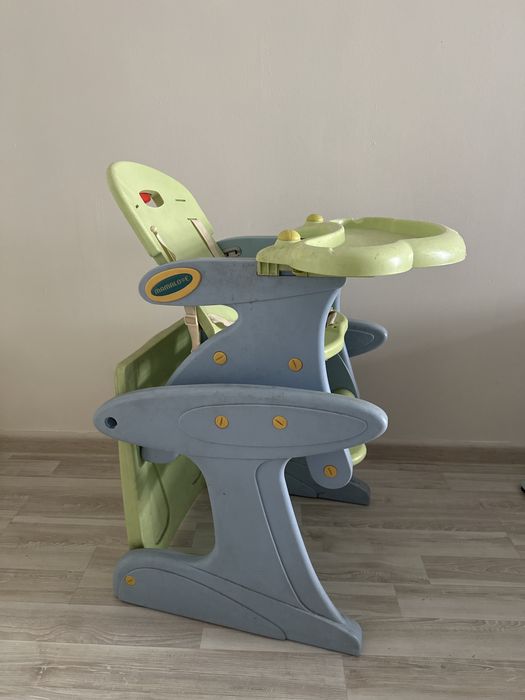 Отдам детский столик