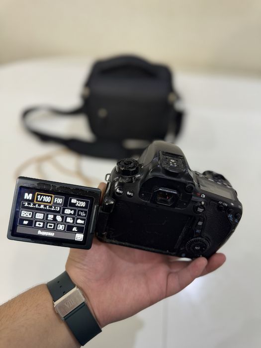 Продаю Canon 70D