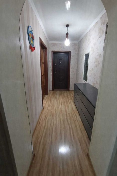 Продам 2 комн. квартиру в г.Уральск