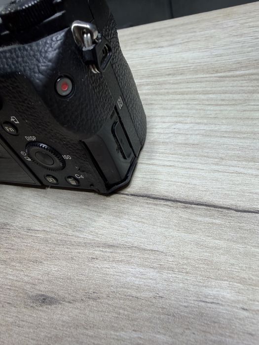 Sony a7ii cu obiectiv Samyang 35mm f1.4 cu 3 baterii