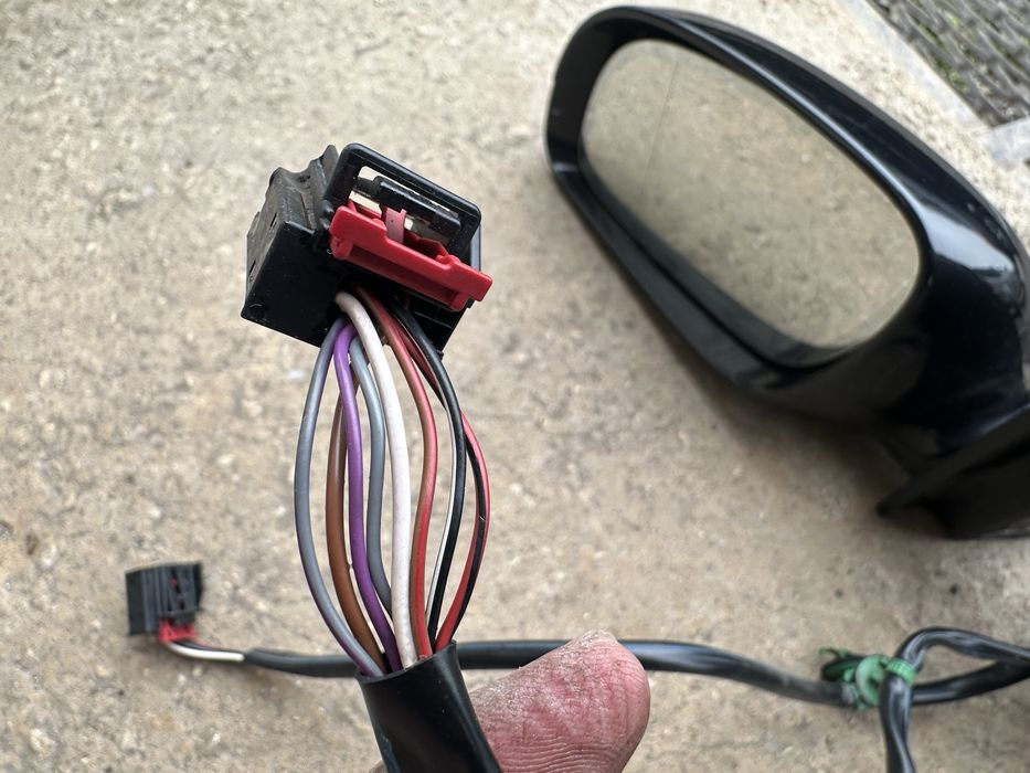 Огледало/Огледала за Фолксваген Туаран със ел прибиране!