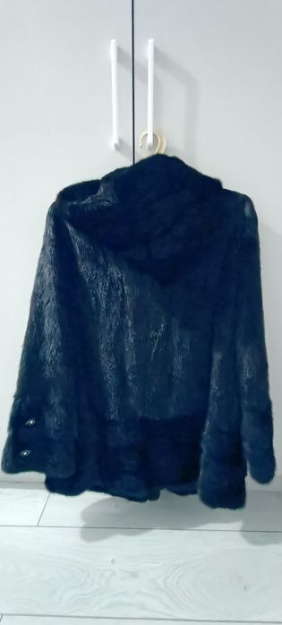 Продам Норковую шубу