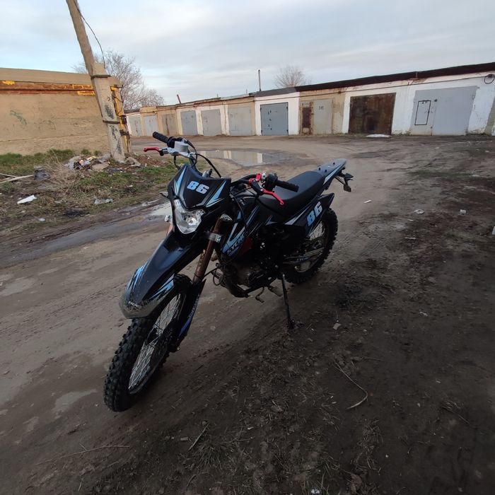 Мотоцикл Эндуро СВ300сс