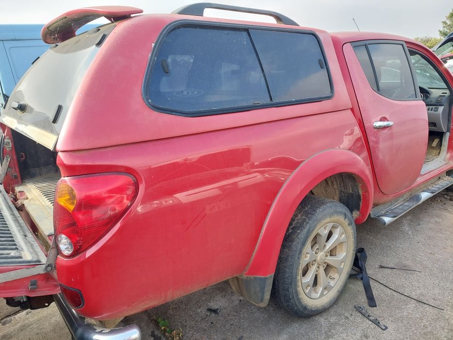 Dezmembrez Mitsubishi l200 an 2006-2013,euro4,euro5 ,motor 2.5 diesel