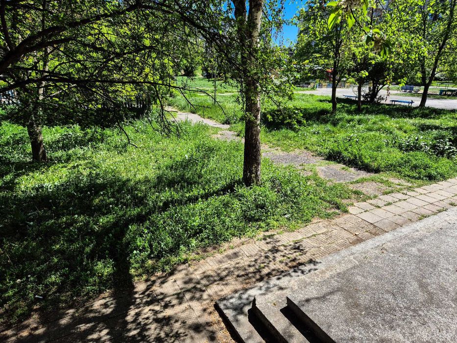 ОБЗАВЕДЕН 2-стаен ЕПК Дружба