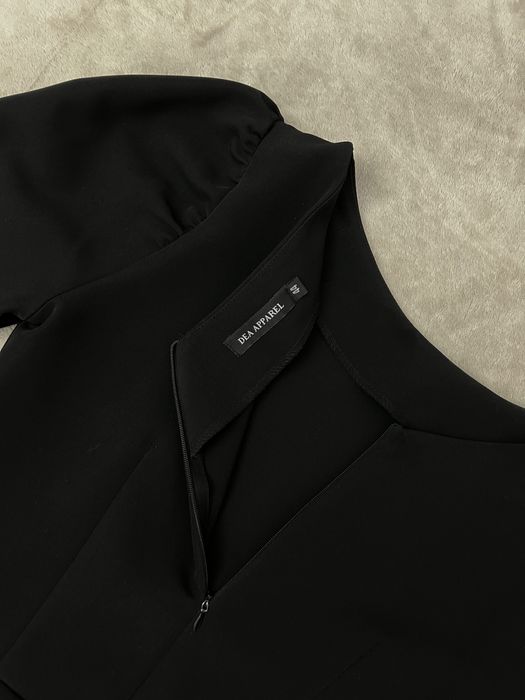 Платье черное, классическое