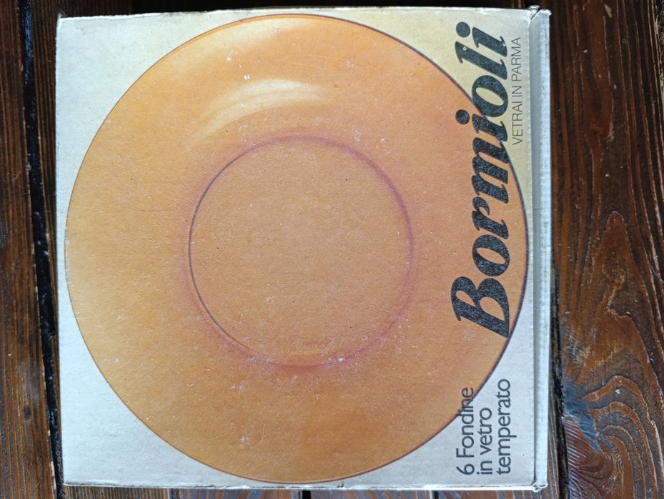 Комплект чинии. Нови с кутията