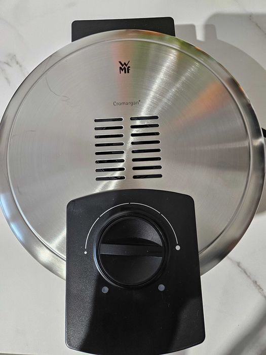 Aparat de vafe WMF LONO