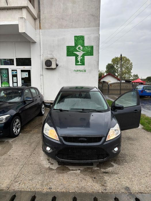 Vand ford focus mk2 1.8tdci.  2008