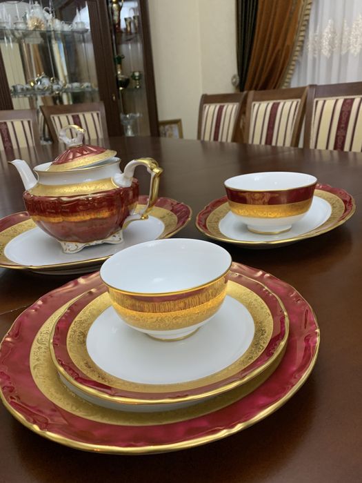 Набор посуды на 24 персон