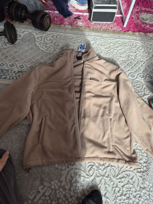 Новый бүгін сауда барр