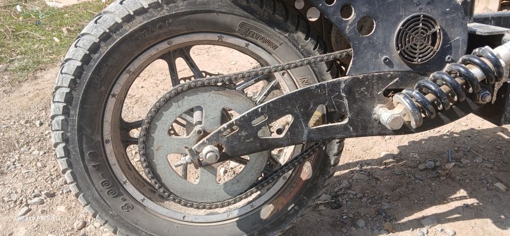 Обмен на м8 мопед