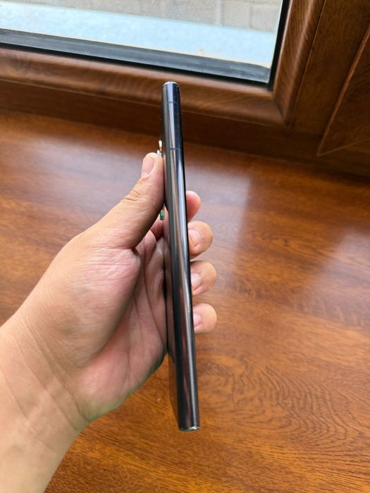 Продоеться Galaxy Samsung S22 Ultra