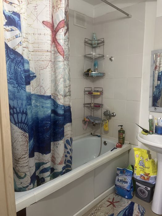 На подселение возьму девушку