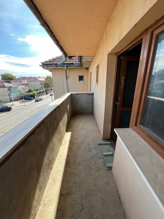 Apartament 4 camere de vanzare - Panciu