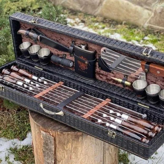 Подарок мужчине. Шашлычный набор