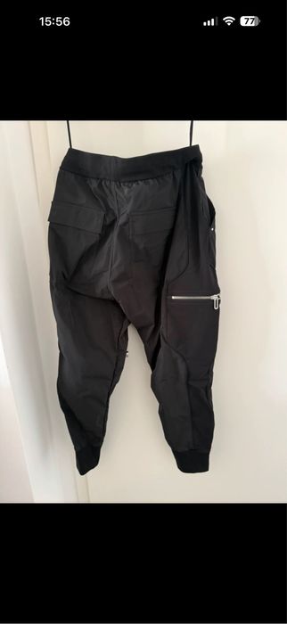 Pantaloni Made By Society